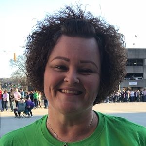 Meet your Posher, Myra